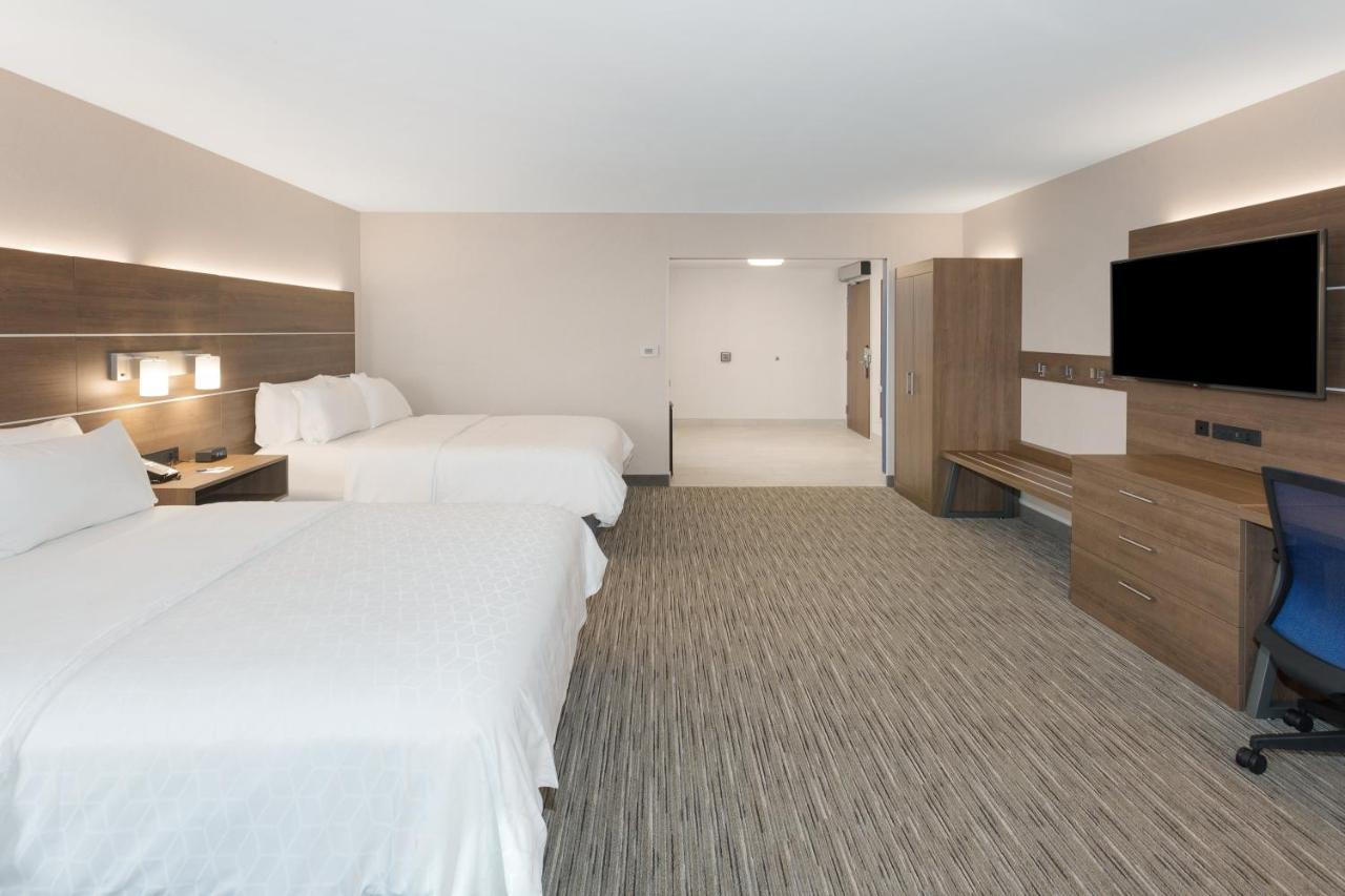 Holiday Inn Express Hotel & Suites Ottawa Airport By Ihg Eksteriør bilde
