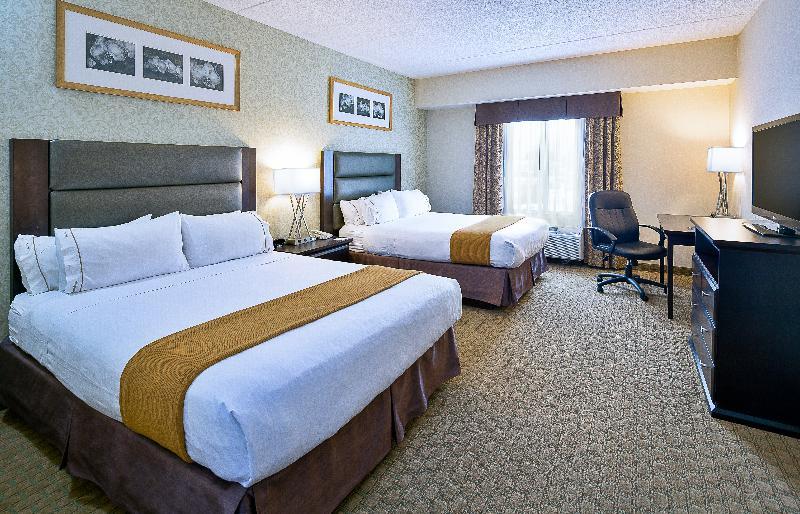 Holiday Inn Express Hotel & Suites Ottawa Airport By Ihg Eksteriør bilde